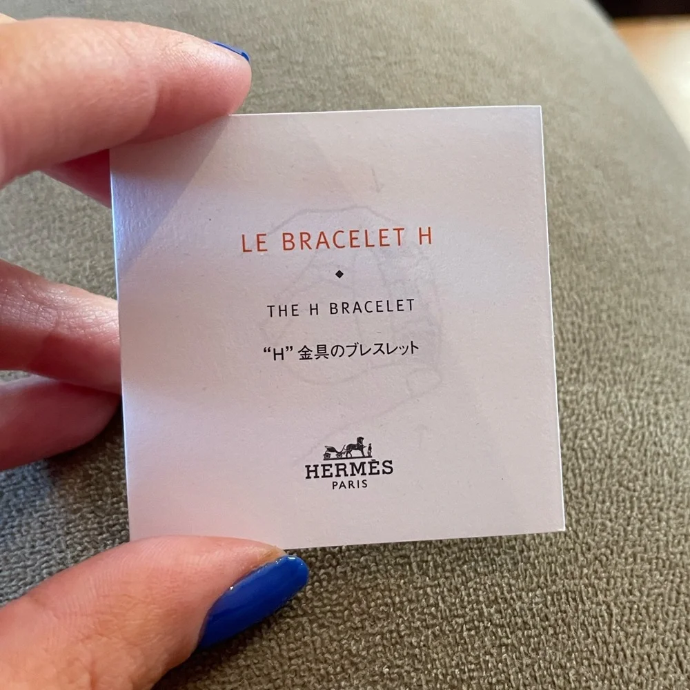 Hermes Clic H Bracelet - Picture 4 of 10